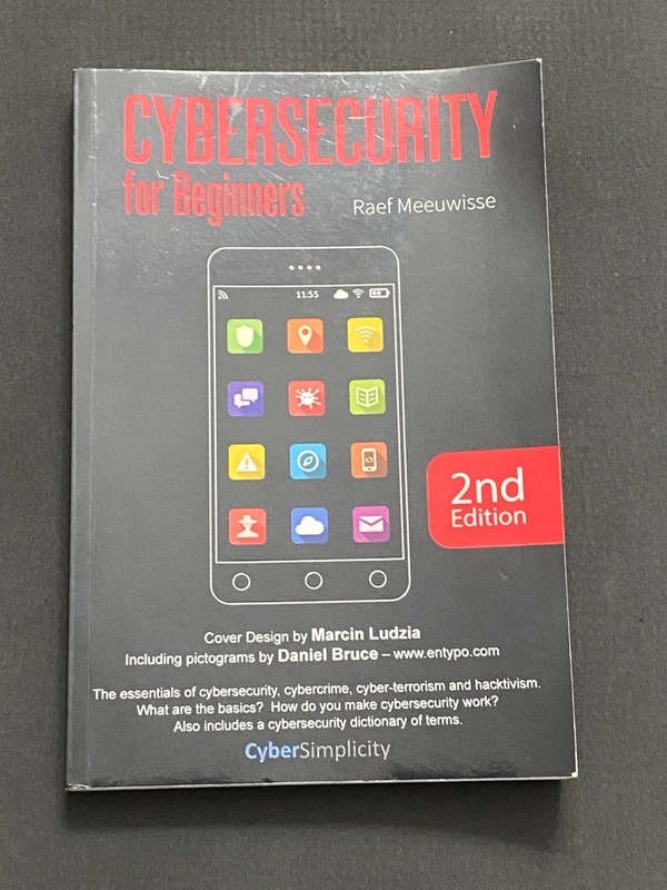 Cybersecurity for Beginners by Raef Meeuwisse (English) Paperback Book