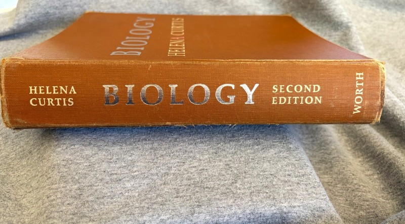 Biology Helena Curtis 2nd Edition Textbook 1975 2nd Printing Vintage 1065 Pages gallery