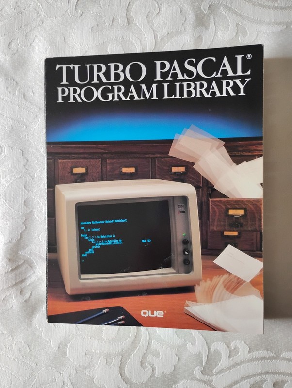 Turbo Pascal Program Library (1986) Softcover –Tom Rugg & Phil Feldman –Que